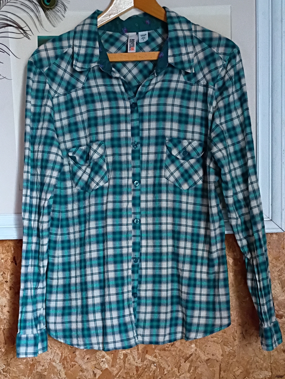 Route 66 Green Blue White Plaid Floral Button-Up Shirt Cool Casual